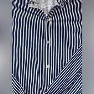 Men’s Desoto Button Down Shirt Size XL Blue/white Pinstripes 100% Cotton EUC